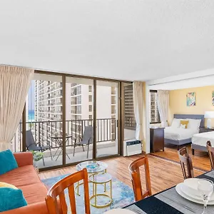 Beautiful 1br, Steps To Waikiki And Parking , Honolulu United States