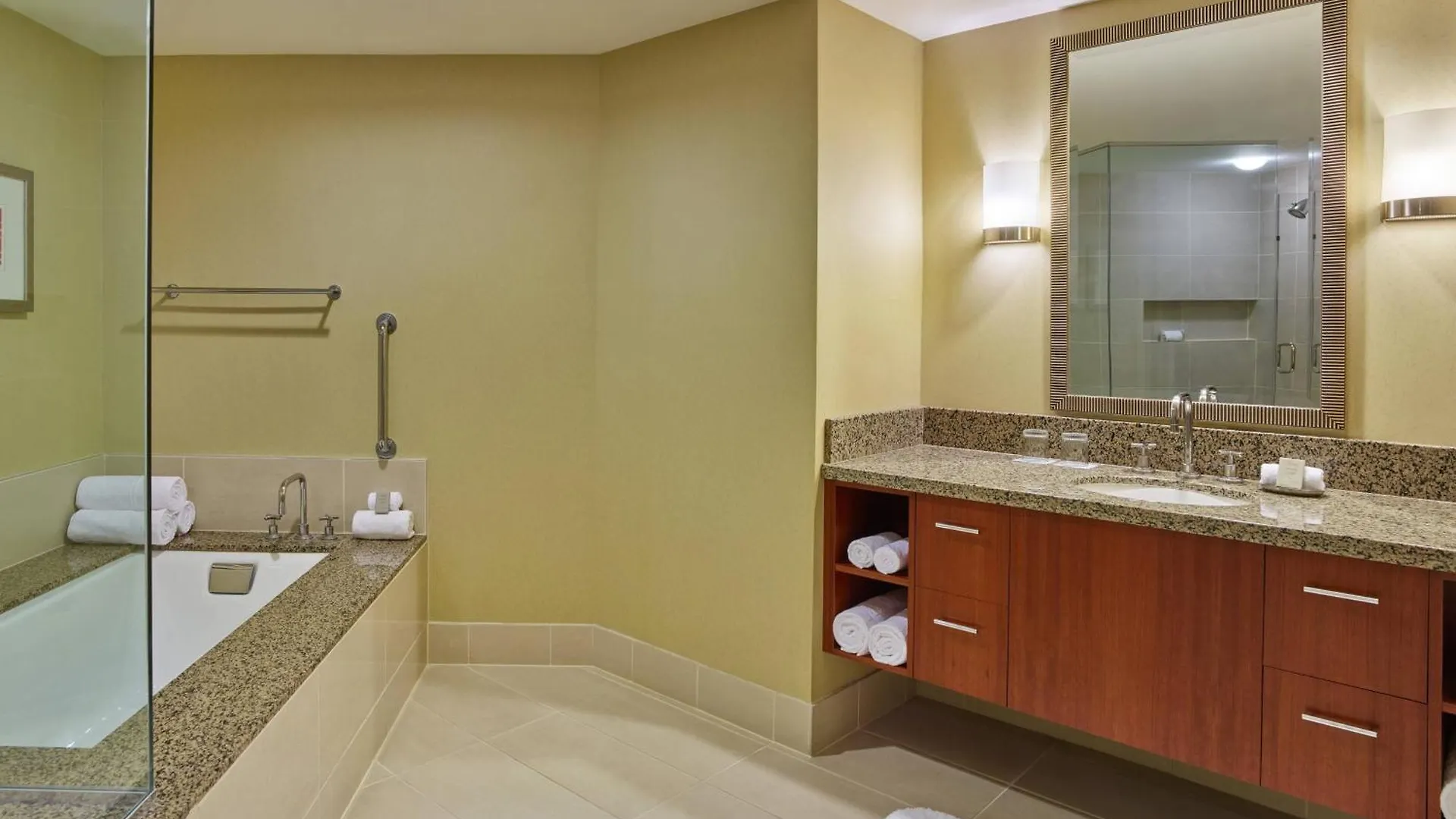 Renaissance Las Vegas Hotel 4*,  USA