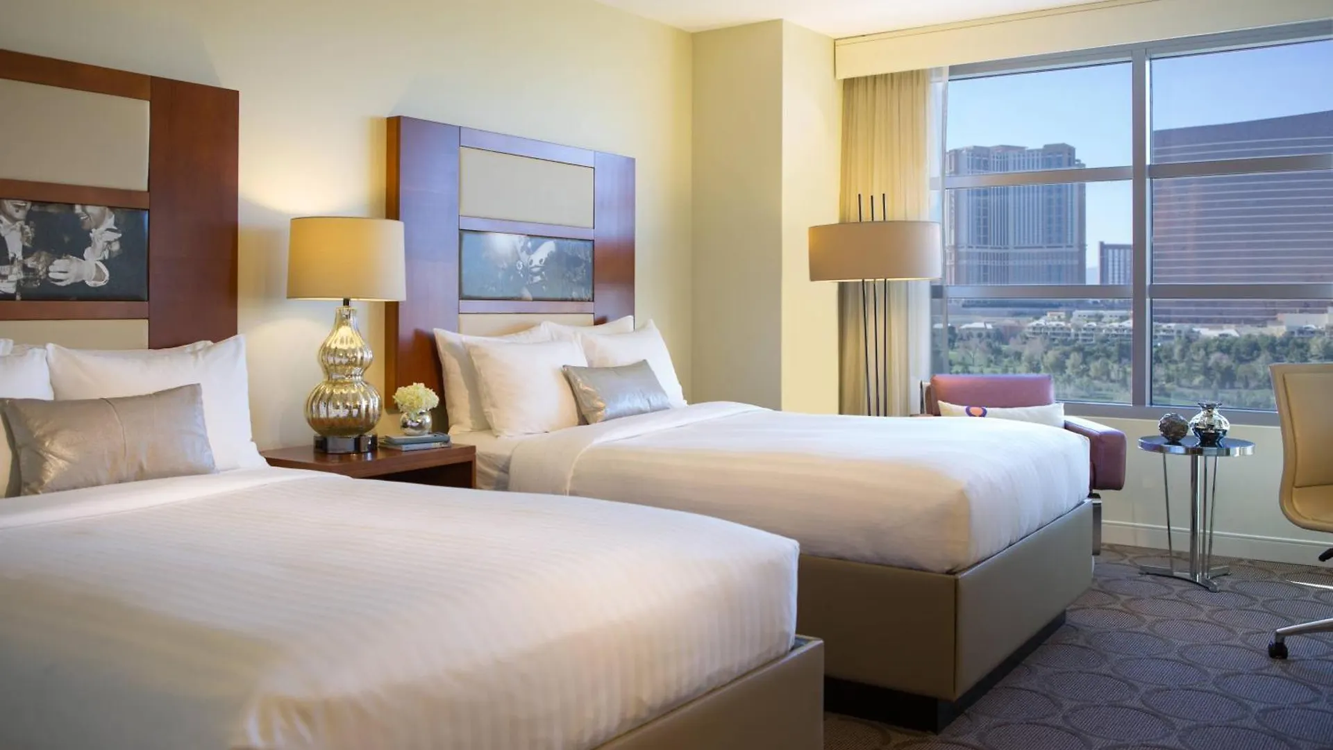 Renaissance Las Vegas Hotel 4*,