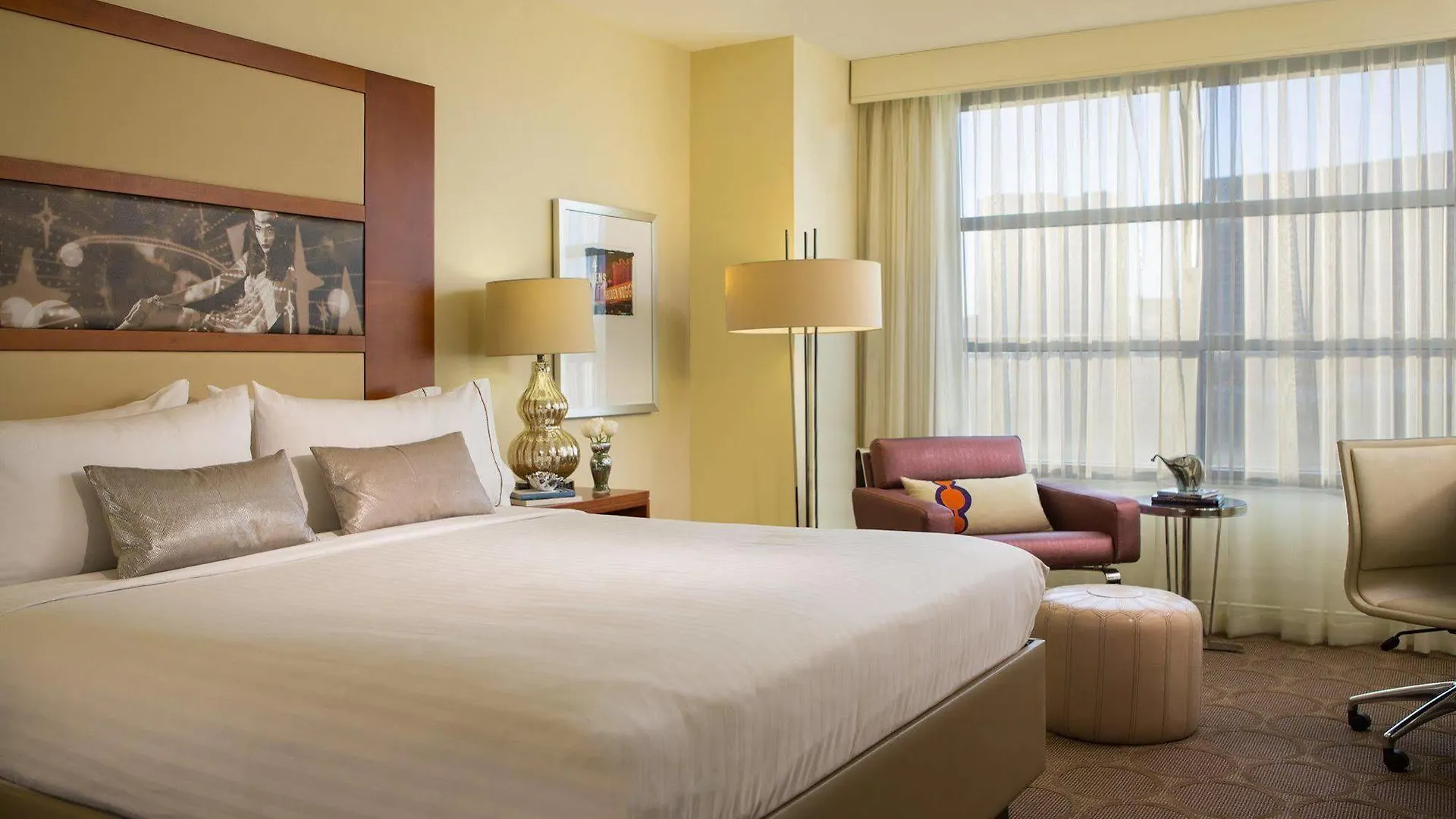 Renaissance Las Vegas Hotel
